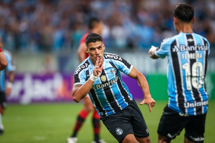 Com Suárez, Grêmio leva mais de 100 mil torcedores para a Arena em três aparições
