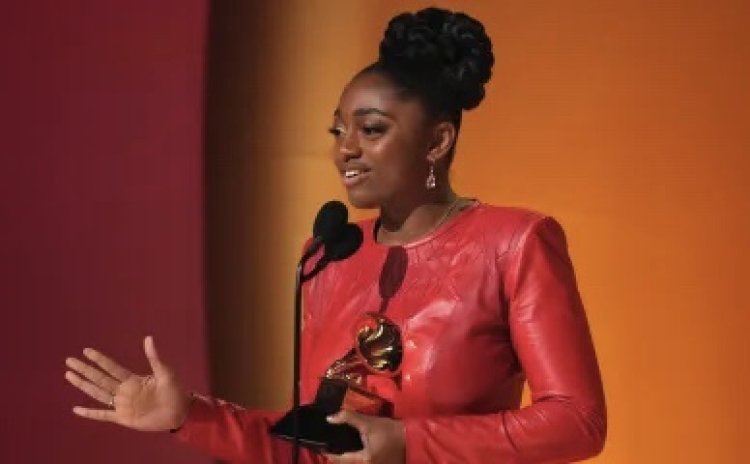Grammy 2023: Conheça Samara Joy, jovem estrela do jazz e do TikTok que desbancou Anitta