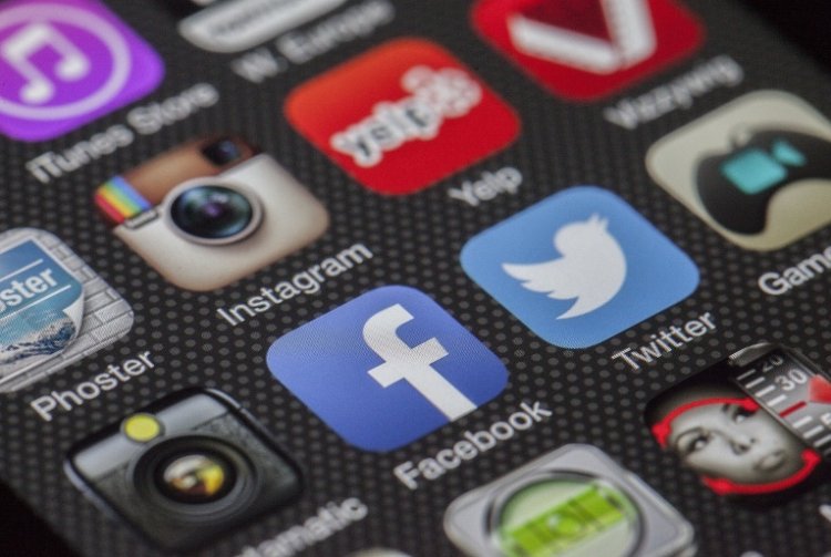 EUA avaliam se redes sociais podem ser responsabilizadas por conteúdos postados pelos usuários; entenda