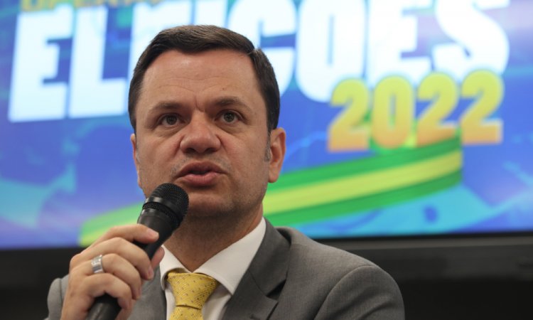 Alexandre de Moraes mantém prisão de Anderson Torres