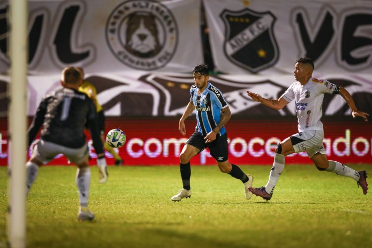 Grêmio vence ABC e tem vantagem na decisão da classificação à próxima fase da Copa do Brasil