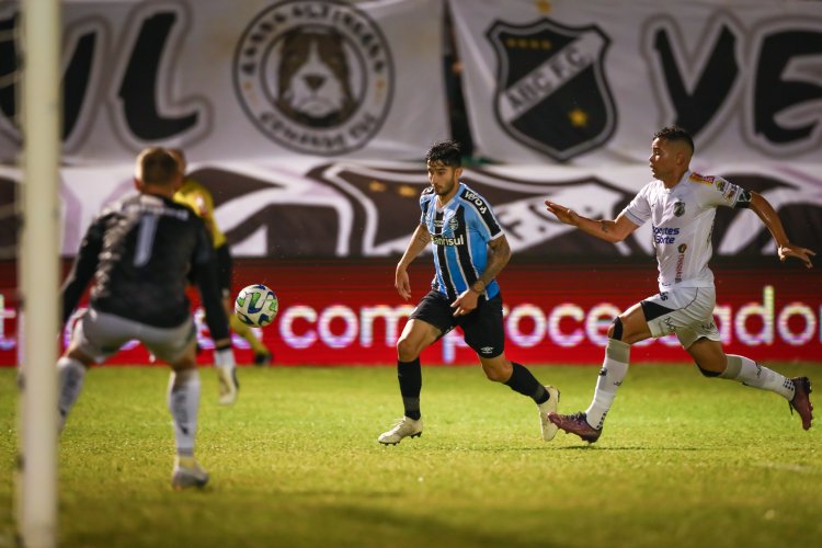 Grêmio vence ABC e tem vantagem na decisão da classificação à próxima fase da Copa do Brasil