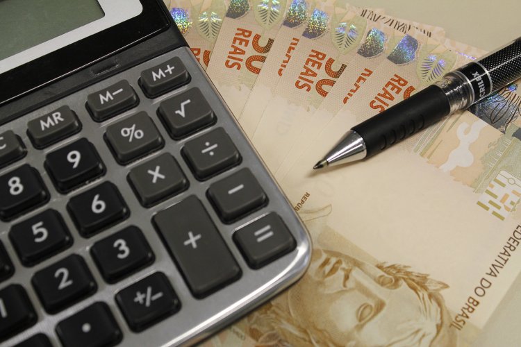 Aumento do salário mÃnimo impacta mais de 54 milhões de brasileiros, aponta Dieese