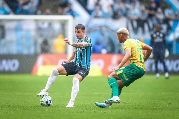 As cinco opções no Grêmio para substituir Carballo